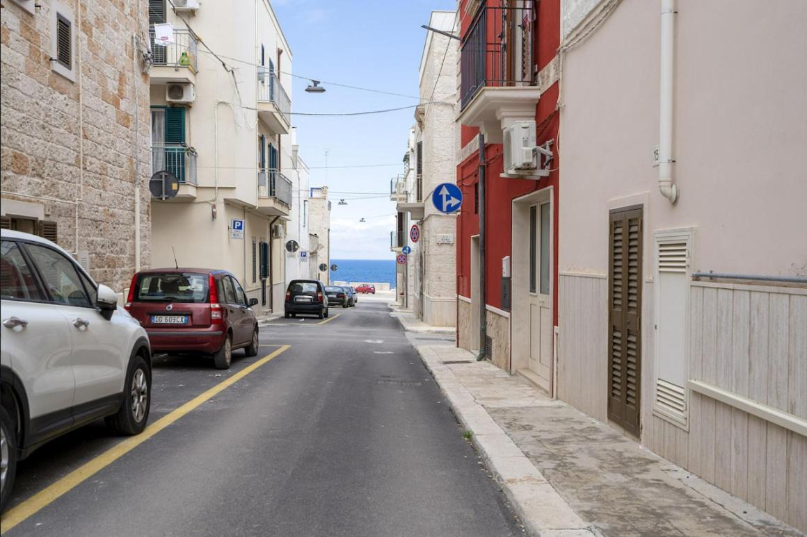 Chiarina Rooms 2 Polignano a Mare Exterior photo